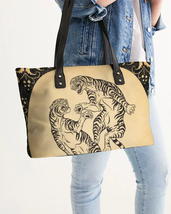 Tote con estilo artístico